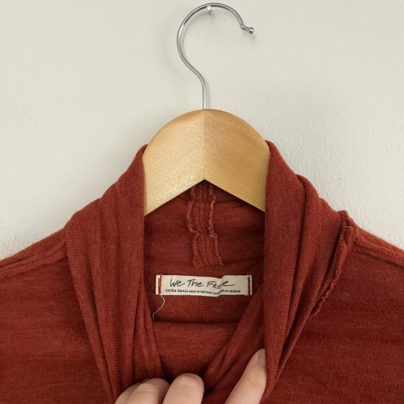 Free People Rust Red Long Sleeve Lettuce Trim Top - Picture 6 of 7